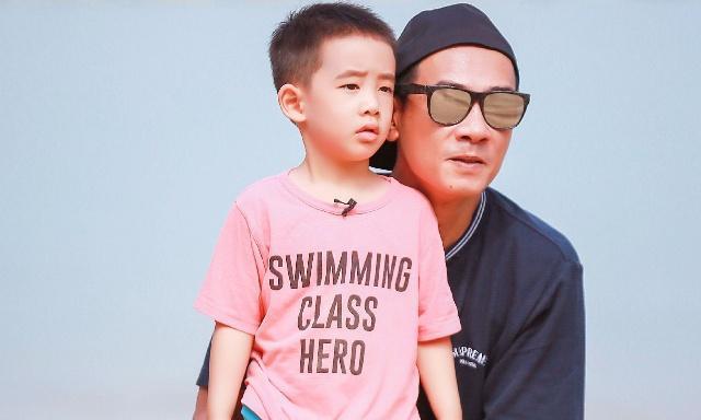 陈小春|陈小春连续三天寺庙祈福，53岁依然气色红润，全怪娶到了应采儿