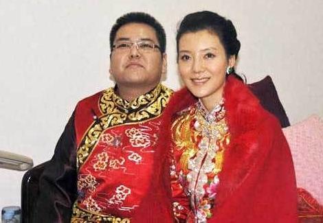 离婚|漂亮星二代，嫁不登对富翁，离婚回归成高冷白富美霸道总裁专业户