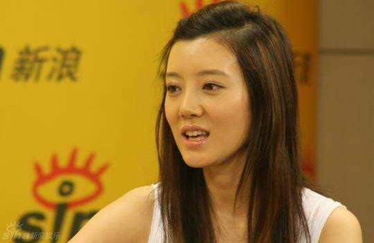 离婚|漂亮星二代，嫁不登对富翁，离婚回归成高冷白富美霸道总裁专业户