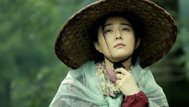 李晨|范爷依旧是范爷：与李晨不计前嫌，新电影开机获路人一致点赞！