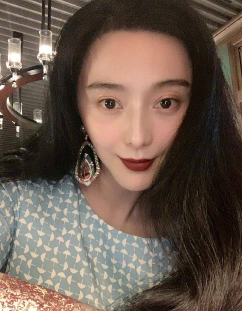 李晨|范爷依旧是范爷：与李晨不计前嫌，新电影开机获路人一致点赞！