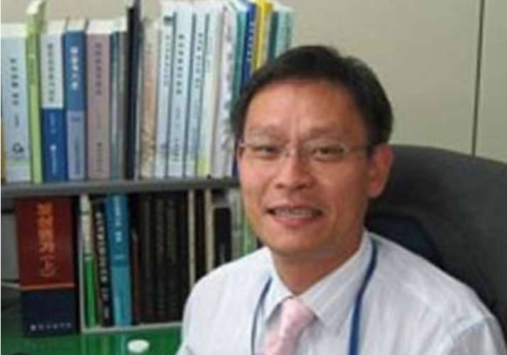 史蒂芬·威廉·霍金|盘点世界上“智商”最高的8位地球人，霍金、爱因斯坦只能垫底！