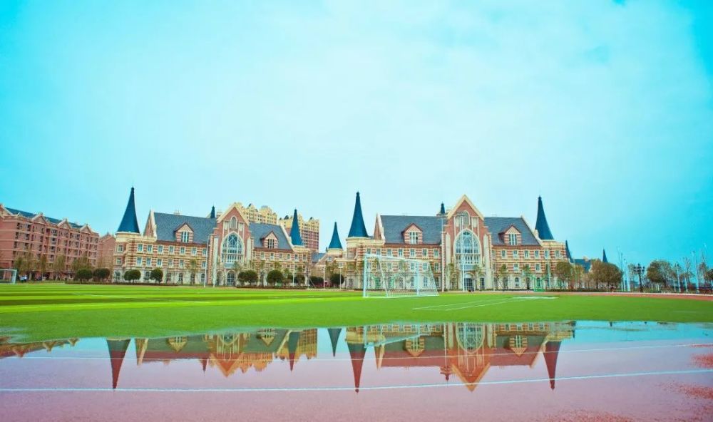 net3,绵竹校区:四川·绵竹市二环路东二段学子路160号邮编:6182154