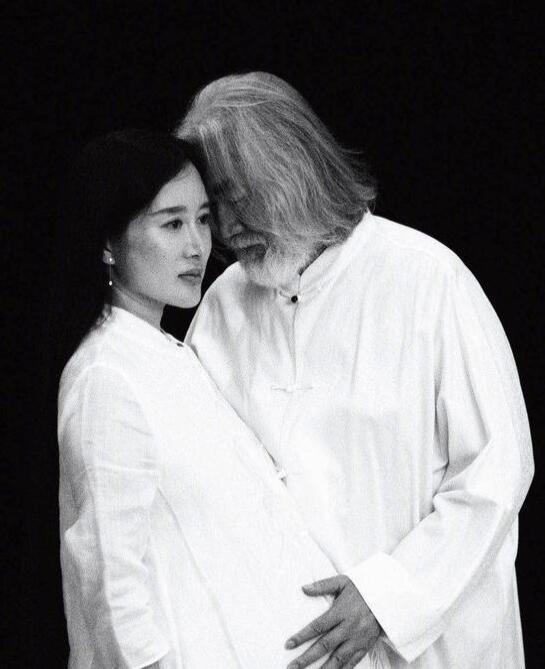 张纪中|张纪中娇妻凹文化人设翻车，引用“鸿鹄之志”典故回怼恶评被嘲