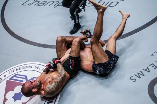 mma|东北帅气小伙谱写MMA奋斗史，凭双拳在北京开了拳馆