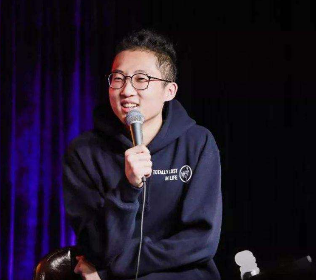 脱口秀|原来脱口秀也要用艺名，李诞、李雪琴原名好听，王建国的最意外