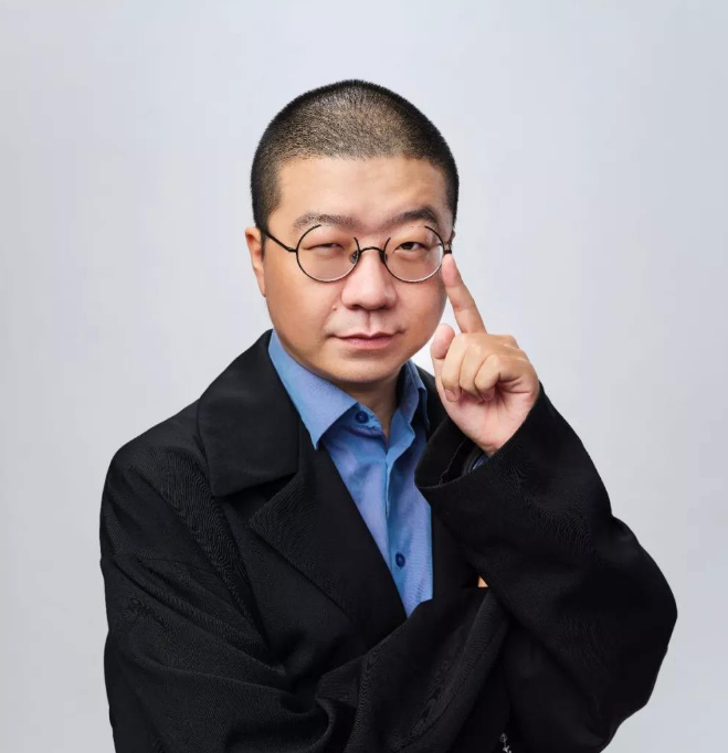 脱口秀|原来脱口秀也要用艺名，李诞、李雪琴原名好听，王建国的最意外