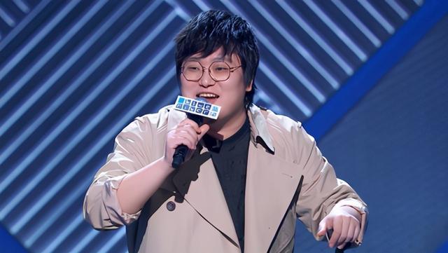 《脱口秀大会》王建国和李雪琴在一起,配吗?_腾讯新闻