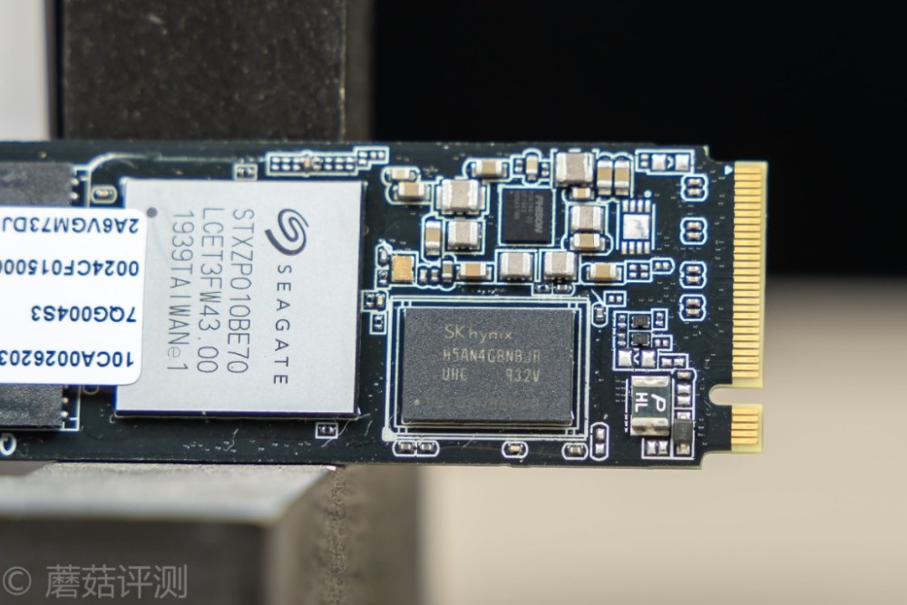 固态硬盘PCIe4.0与PCIe3.0在实际使用时，对设备性能有多大提升？的简单介绍