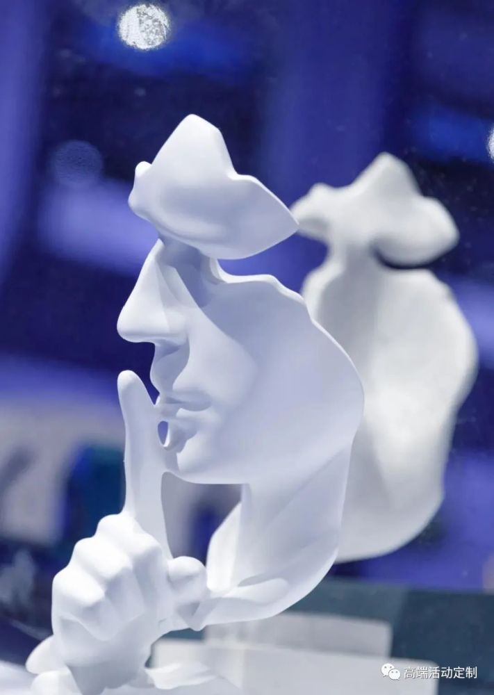 设计师|潮蓝：BLUE＋蓝色生命体艺术展览