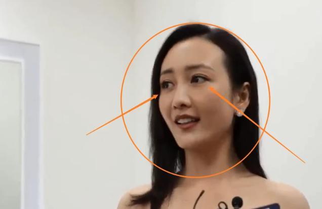 王鸥亮相央视后台,无美颜视角颜值五官很能扛,发际线却令人堪忧