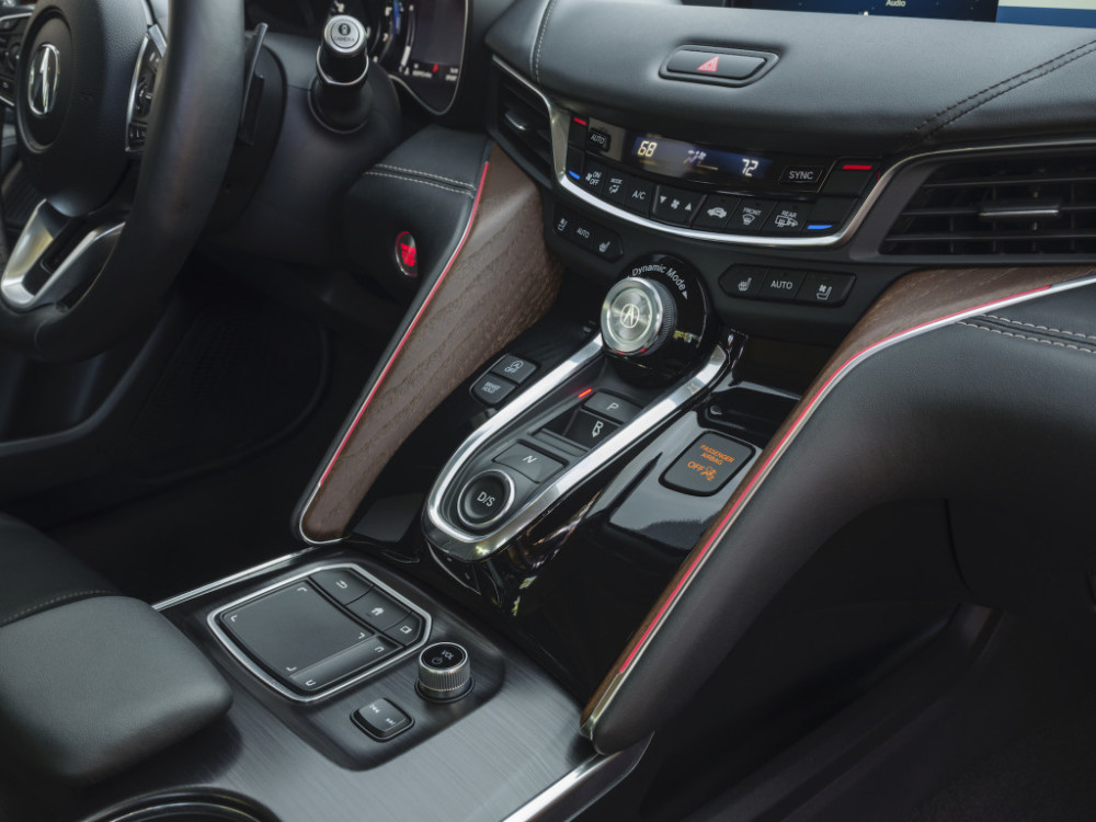 2021年本田讴歌tlx:终于换上涡轮增压,不再是换壳雅阁_腾讯新闻