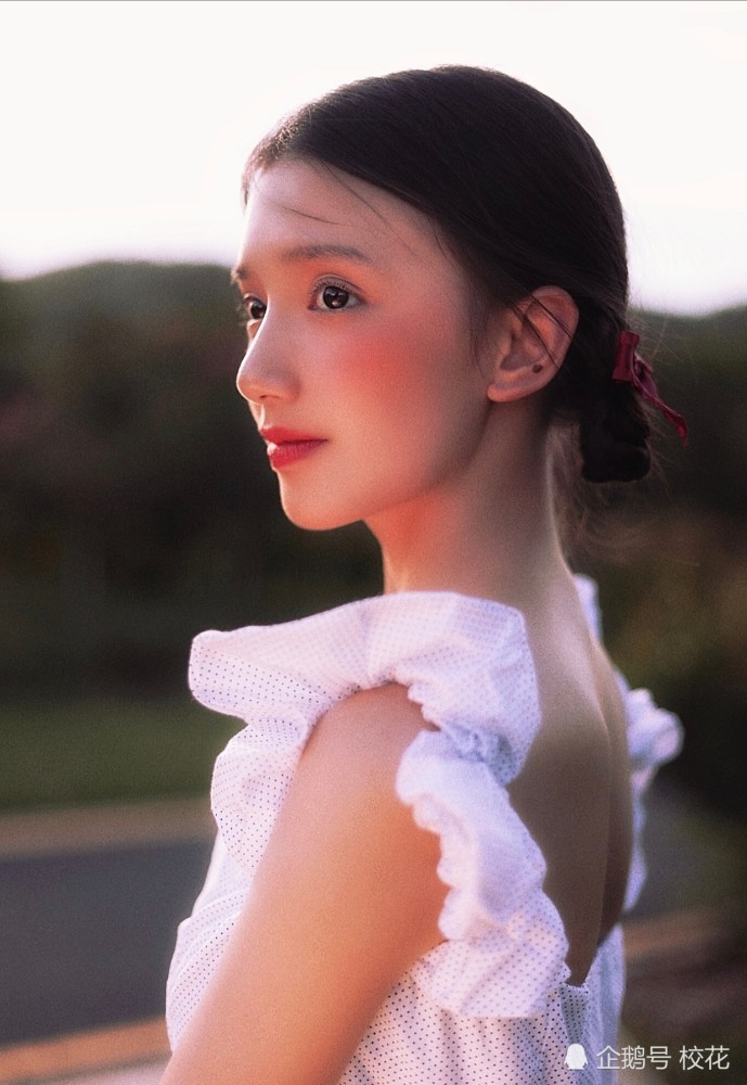 南京艺术学院美女段钰