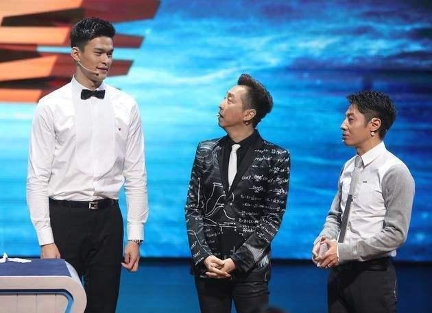 撒贝宁|撒贝宁的“尴尬C位”，戳中了娱乐圈太多男明星的痛处