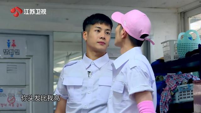 撒贝宁|撒贝宁的“尴尬C位”，戳中了娱乐圈太多男明星的痛处
