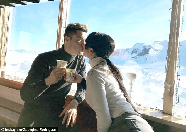 乔治娜|拿下亿万身价花花公子，从柜姐变第一富婆，她人生堪比偶像剧