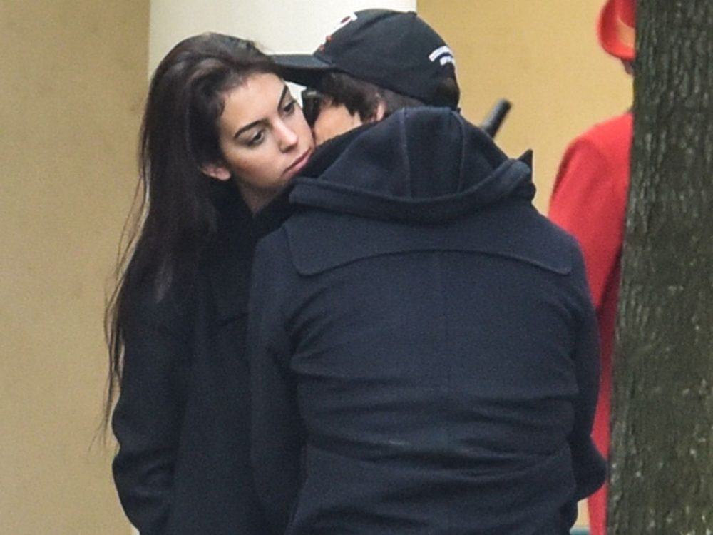 乔治娜|拿下亿万身价花花公子，从柜姐变第一富婆，她人生堪比偶像剧