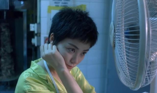 重庆森林|26年后《重庆森林》要翻拍了，四大主角今昔对比照令人唏嘘