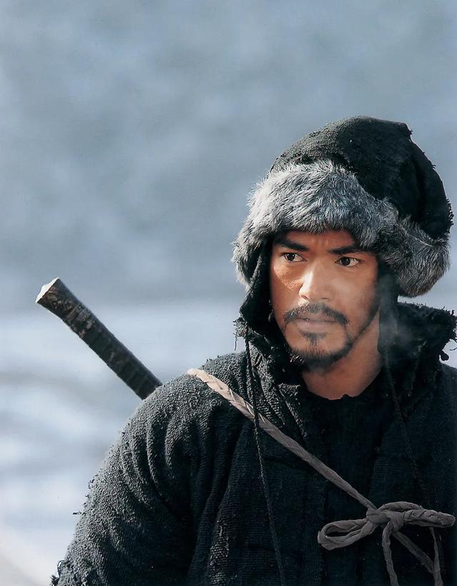 重庆森林|26年后《重庆森林》要翻拍了，四大主角今昔对比照令人唏嘘