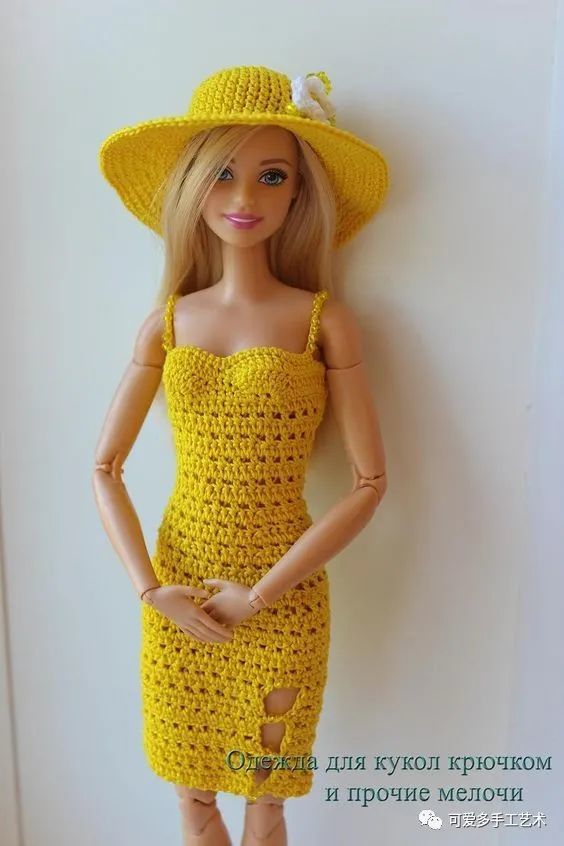 芭比娃娃|孩子玩旧了的芭比娃娃，用零线钩了几件华丽的裙子改造，竟大受欢迎！