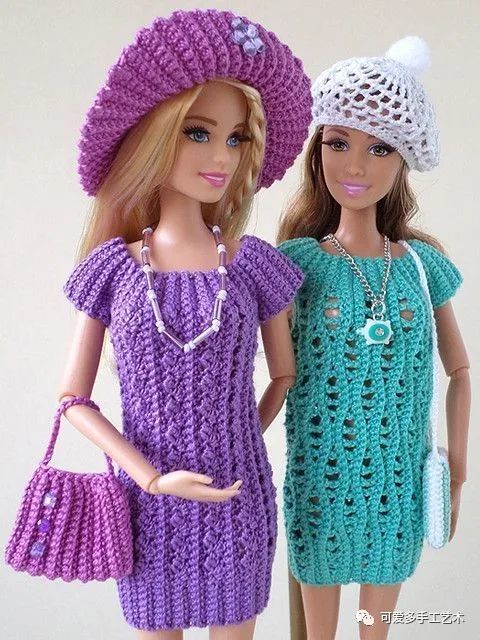 芭比娃娃|孩子玩旧了的芭比娃娃，用零线钩了几件华丽的裙子改造，竟大受欢迎！