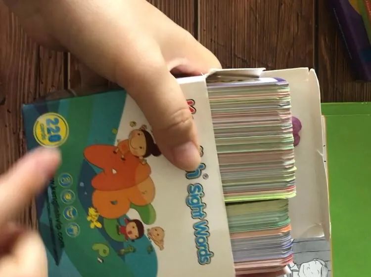 英语启蒙|做好这些准备后，我家娃轻松适应英语分级读物！