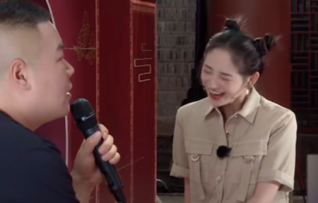 德云社团|德云社团综迎来首位女嘉宾，秦霄贤聊嫂子，烧饼、孟鹤堂秀恩爱