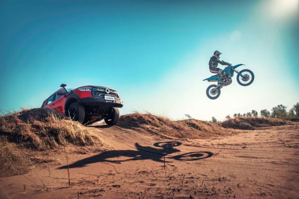 北京|最靓的崽，北京车展“炮弹”齐聚！