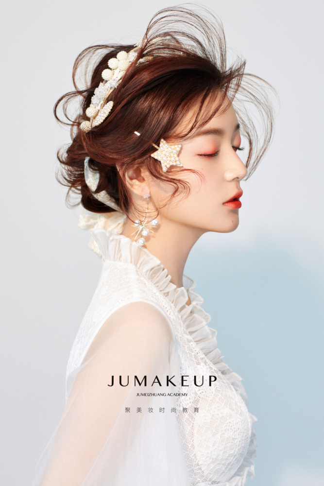 抽丝发型 鲜花=优雅森系新娘_腾讯新闻