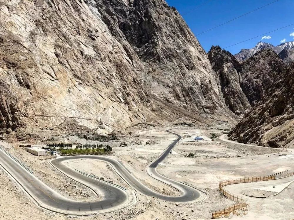 新疆这5条藏在深山和峡谷中的古道美的无与伦比但却鲜为人知