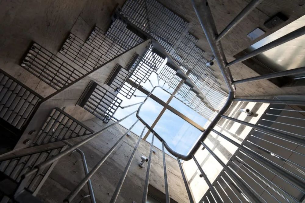 甲方|俯仰之间的建筑美学