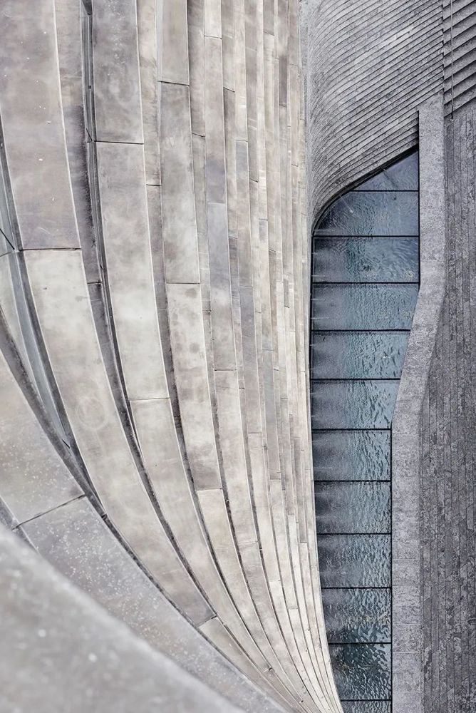 甲方|俯仰之间的建筑美学