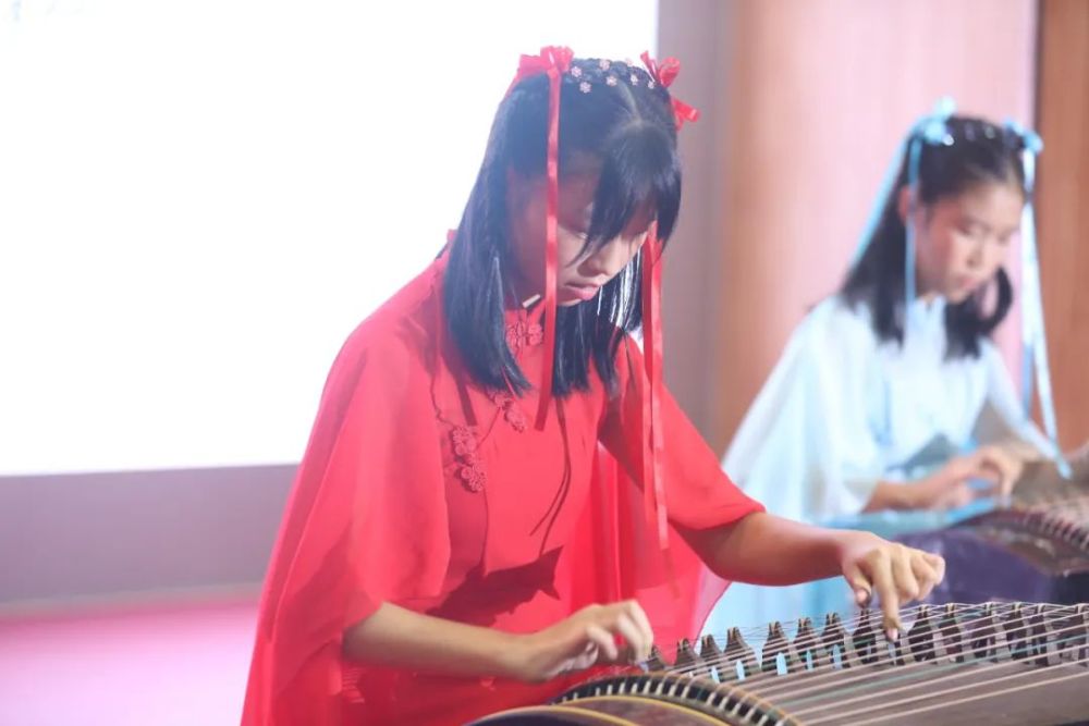 青春活力|展现青春活力，激昂青春梦想—2020级初一新生才艺晚会