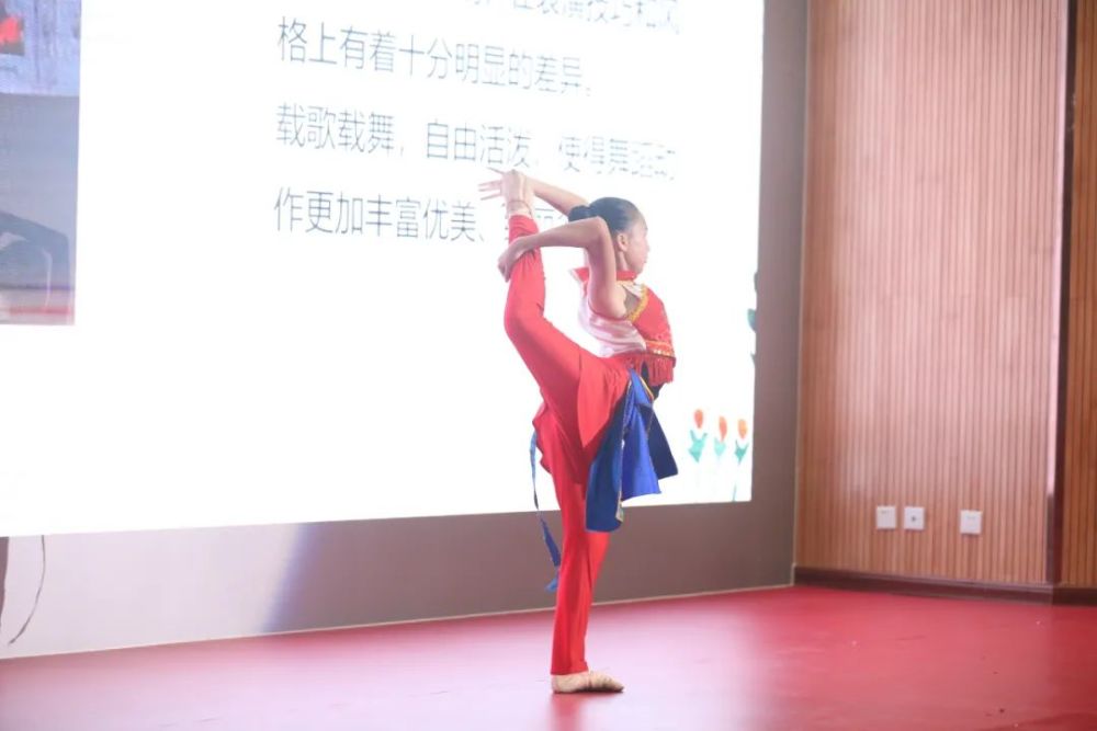 青春活力|展现青春活力，激昂青春梦想—2020级初一新生才艺晚会