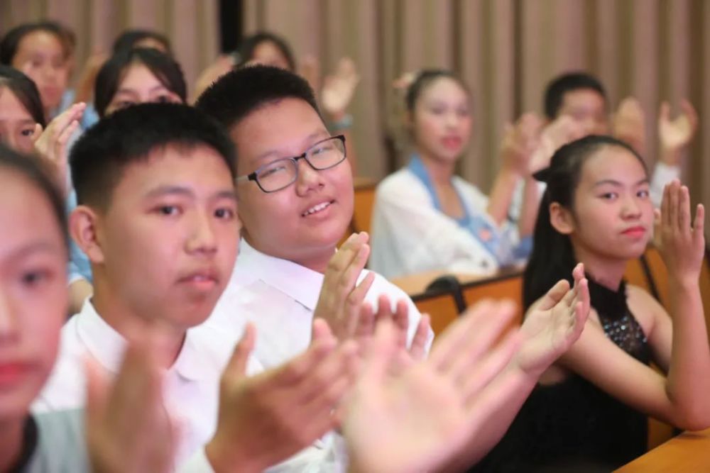 青春活力|展现青春活力，激昂青春梦想—2020级初一新生才艺晚会