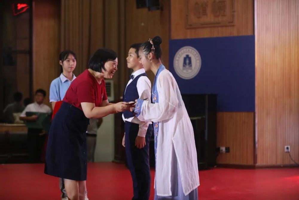 青春活力|展现青春活力，激昂青春梦想—2020级初一新生才艺晚会