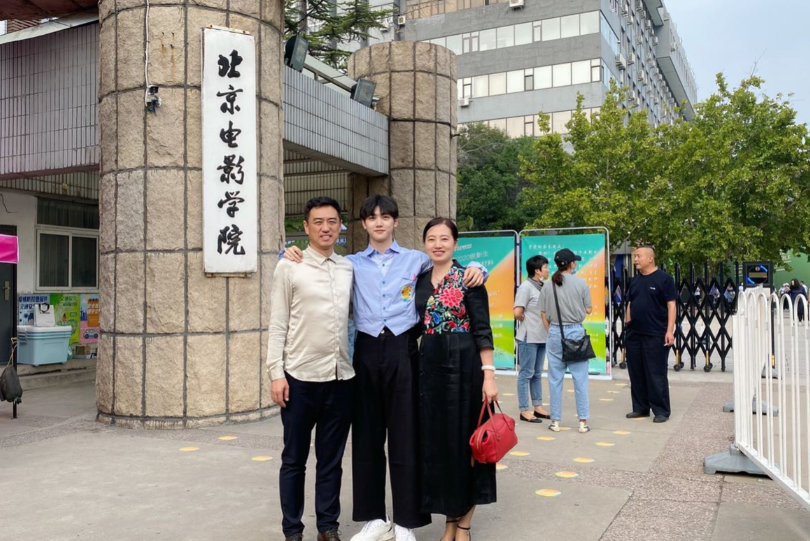焉栩嘉|北电开学选拔实验班，23位新生脱颖而出，张子枫焉栩嘉榜上有名！