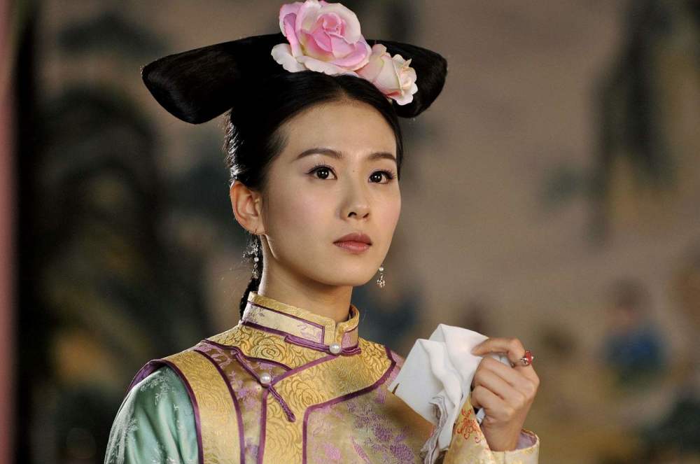 金鹰女神|李沁、关晓彤成金鹰女神候选人？刘亦菲当年仙气十足，赵丽颖惊艳