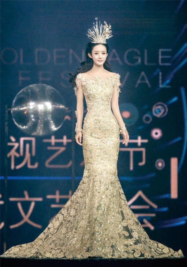 金鹰女神|李沁、关晓彤成金鹰女神候选人？刘亦菲当年仙气十足，赵丽颖惊艳