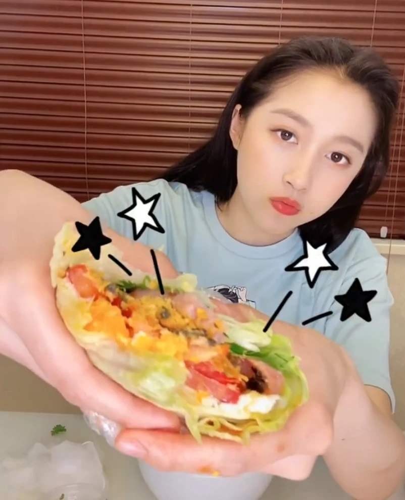 金鹰女神|李沁、关晓彤成金鹰女神候选人？刘亦菲当年仙气十足，赵丽颖惊艳