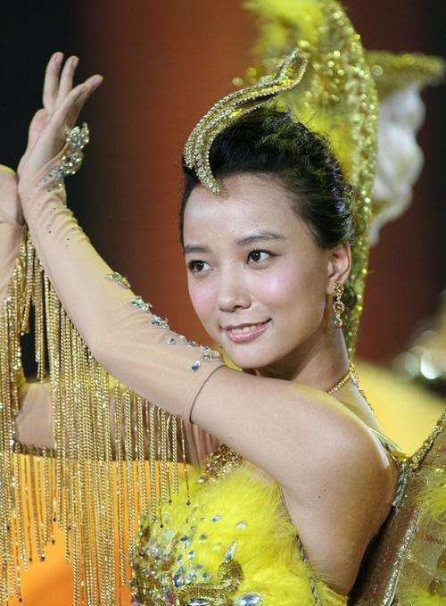 金鹰女神|李沁、关晓彤成金鹰女神候选人？刘亦菲当年仙气十足，赵丽颖惊艳