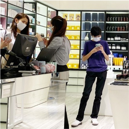 袁咏仪|袁咏仪让儿子陪逛街，魔童身高赶上妈妈，还模仿张智霖全程伺候靓靓