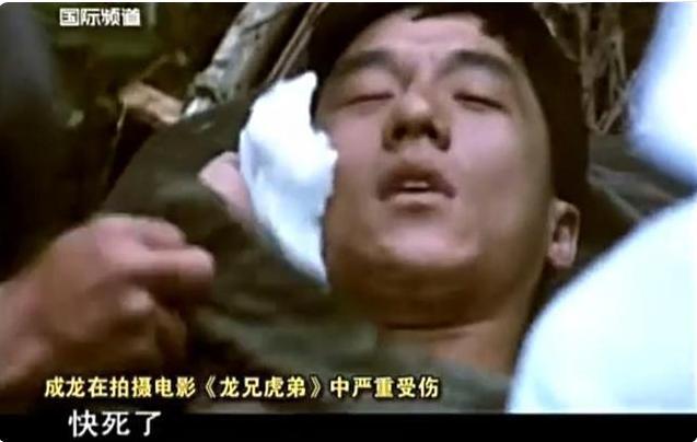 成龙|1999年，吴绮莉为了成龙曝光小龙女，林凤娇的反击堪称教科书