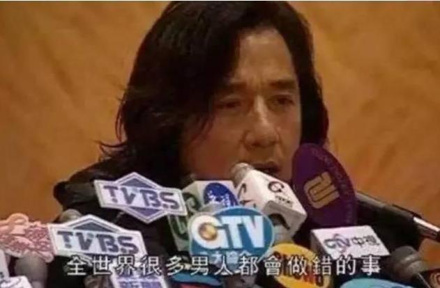 成龙|1999年，吴绮莉为了成龙曝光小龙女，林凤娇的反击堪称教科书