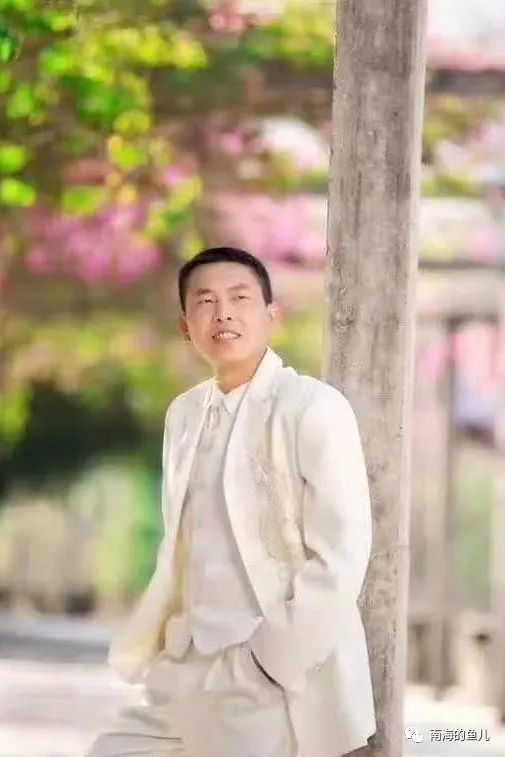 云雨悦诗社|当花瓣离开花朵 文/云南踏雪