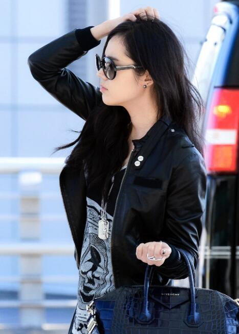 天然美女韩佳人二胎后亮相美貌气质依旧