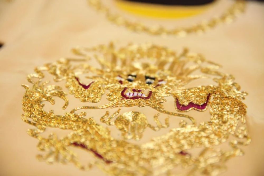 非遗传承人|王胜红：创新，让传统戏剧服装制作焕发新生