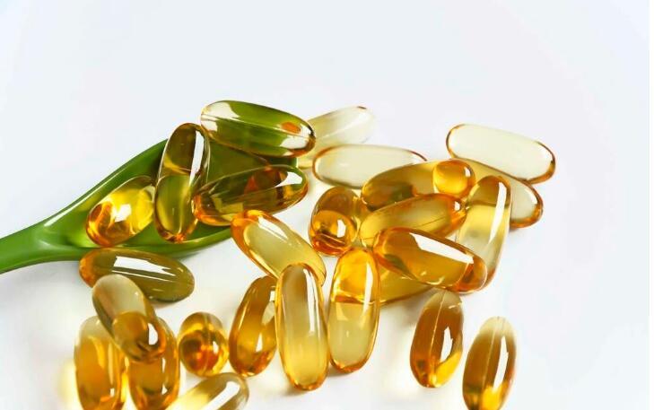 鱼油|鱼油能降尿蛋白、预防尿毒症吗？肾内科医生给出中肯答案