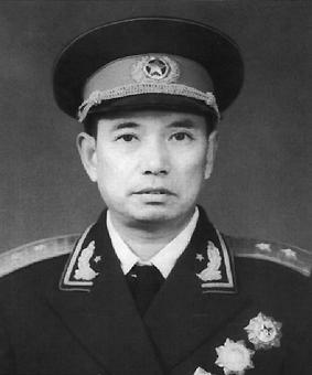 开国中将吴克华将军