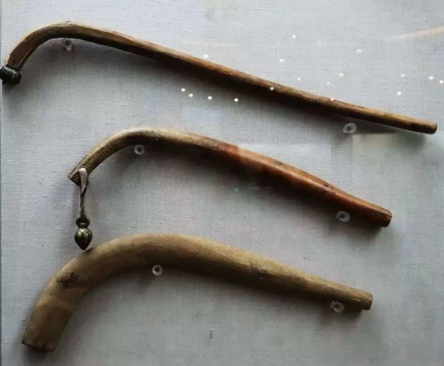 蒙古族传统狩猎工具布鲁